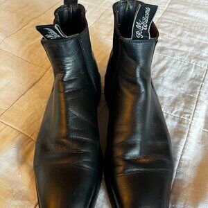 R.M. Williams Comfort Craftsman Black Yearling Leather Chelsea Boots 8F